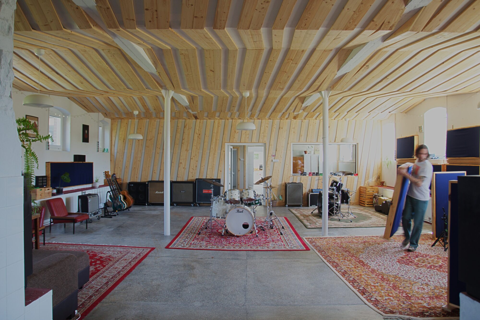 music-studio-live-room